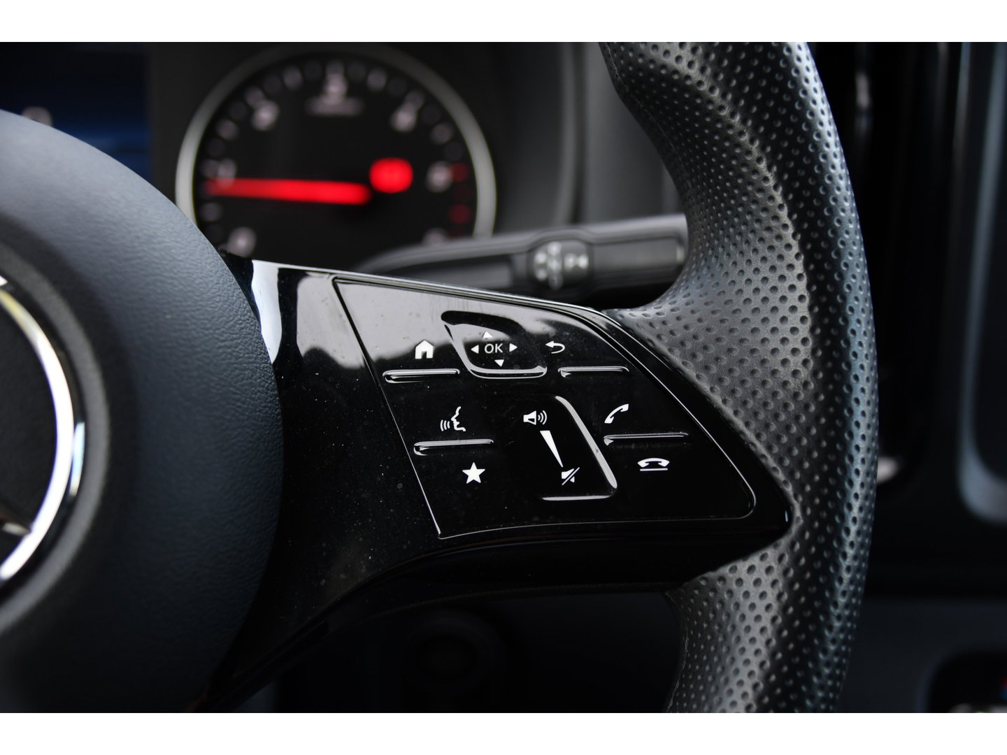 Mercedes-Benz Vito 114 CDI 1.9 PB Edition FACELIFT! Camera, Cruise, Carplay, Multimedia, Automaat, 136pk, Sensoren, Uniek!