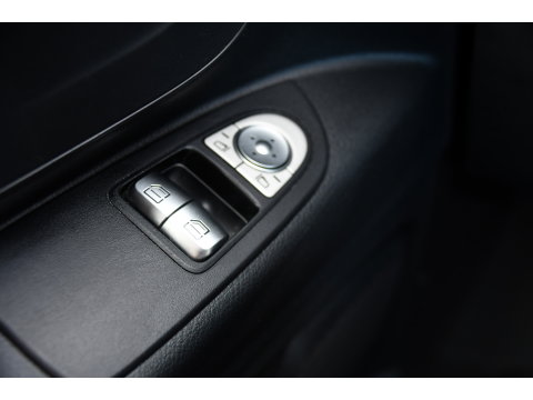 Mercedes-Benz Vito 114 CDI 1.9 PB Edition FACELIFT! Camera, Cruise, Carplay, Multimedia, Automaat, 136pk, Sensoren, Uniek!