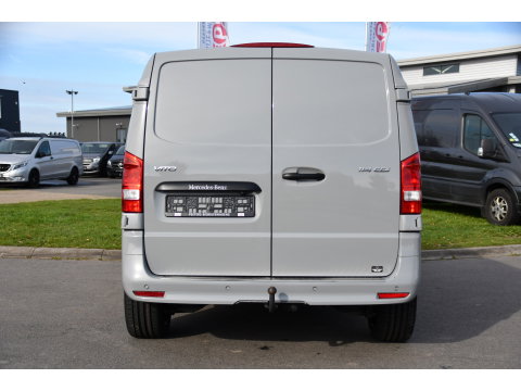 Mercedes-Benz Vito 114 CDI 1.9 PB Edition FACELIFT! Camera, Cruise, Carplay, Multimedia, Automaat, 136pk, Sensoren, Uniek!
