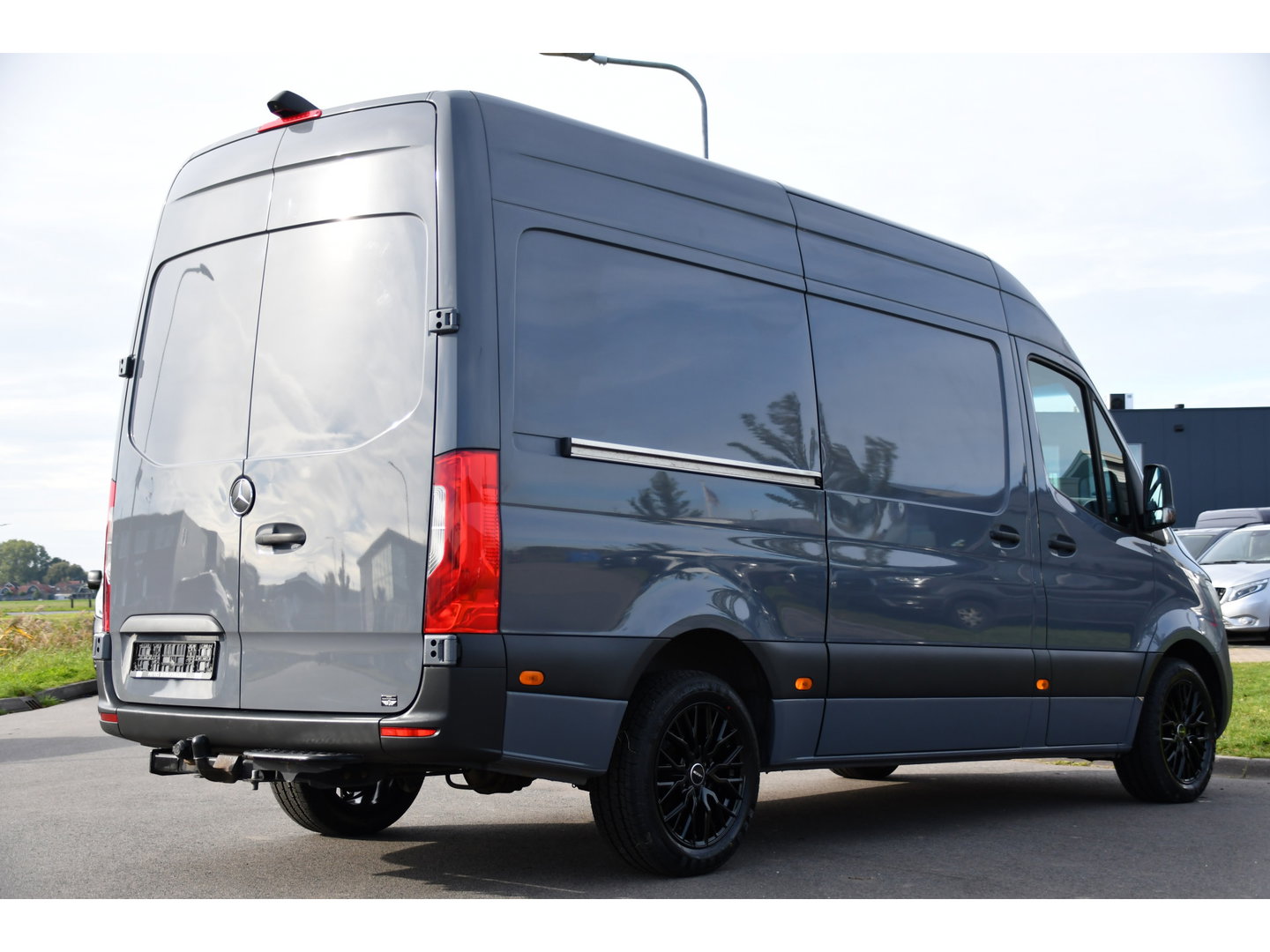 Mercedes-Benz Sprinter 316 2.2 CDI L2H2 PB Edition Camera, Cruise, Carplay, Trekhaak, Geveerde stoel, Multimedia, 164pk, Automaat, Uniek!