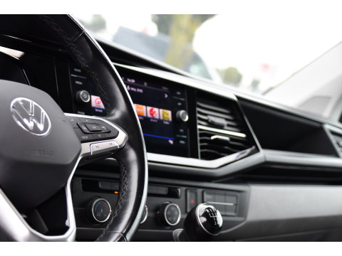Volkswagen Transporter 2.0 TDI L1H1 Bulli Virtual, Camera, Cruise, Carplay, LED, Multimedia, 150pk, Leder, Uniek!