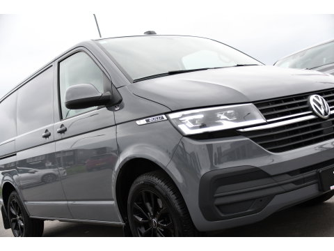Volkswagen Transporter 2.0 TDI L1H1 Bulli Virtual, Camera, Cruise, Carplay, LED, Multimedia, 150pk, Leder, Uniek!