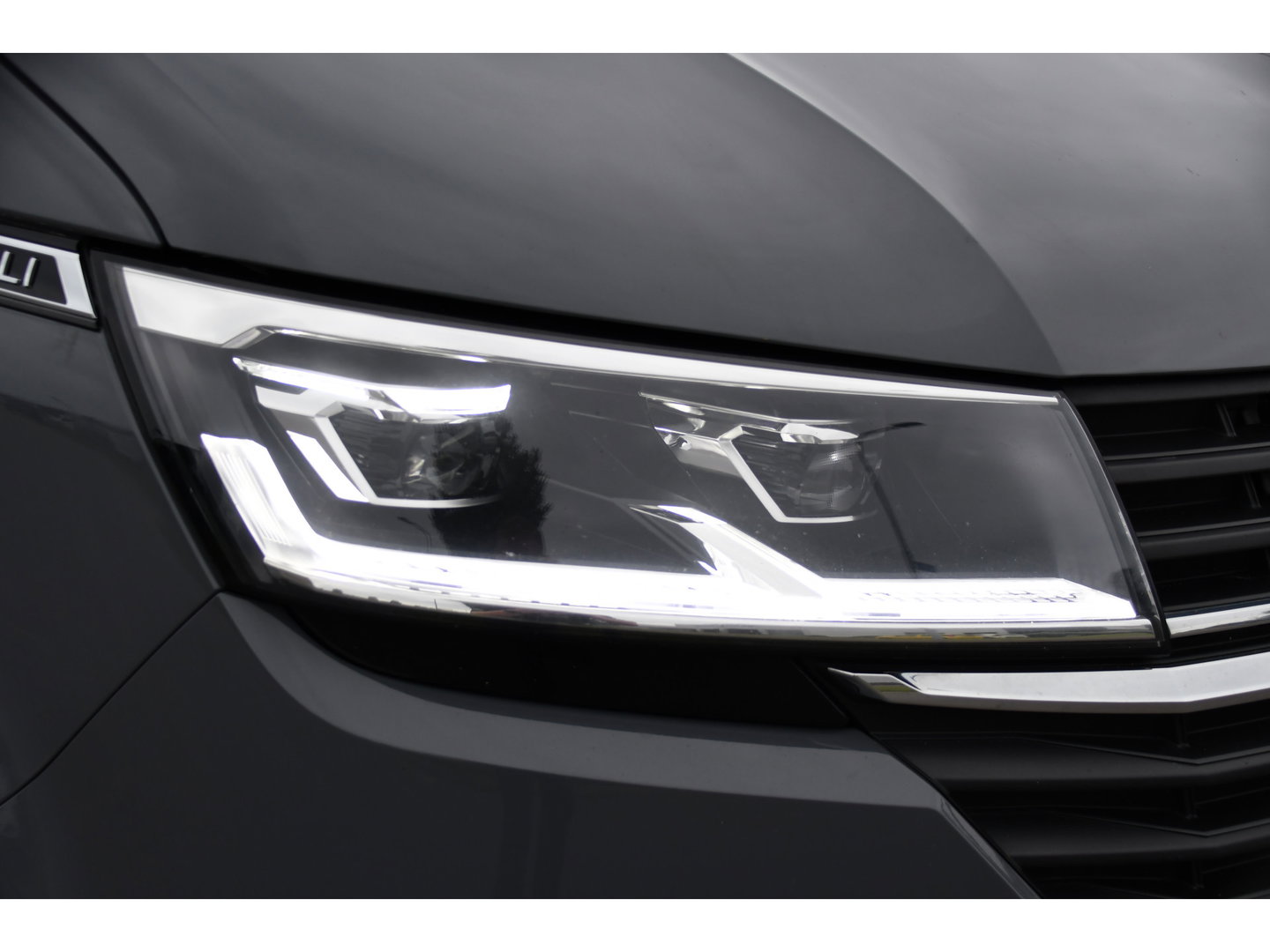 Volkswagen Transporter 2.0 TDI L1H1 Bulli Virtual, Camera, Cruise, Carplay, LED, Multimedia, 150pk, Leder, Uniek!