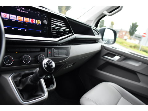Volkswagen Transporter 2.0 TDI L1H1 Bulli Virtual, Camera, Cruise, Carplay, LED, Multimedia, 150pk, Leder, Uniek!