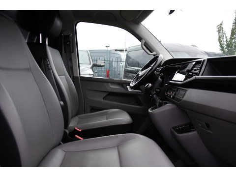 Volkswagen Transporter 2.0 TDI L1H1 Bulli Virtual, Camera, Cruise, Carplay, LED, Multimedia, 150pk, Leder, Uniek!