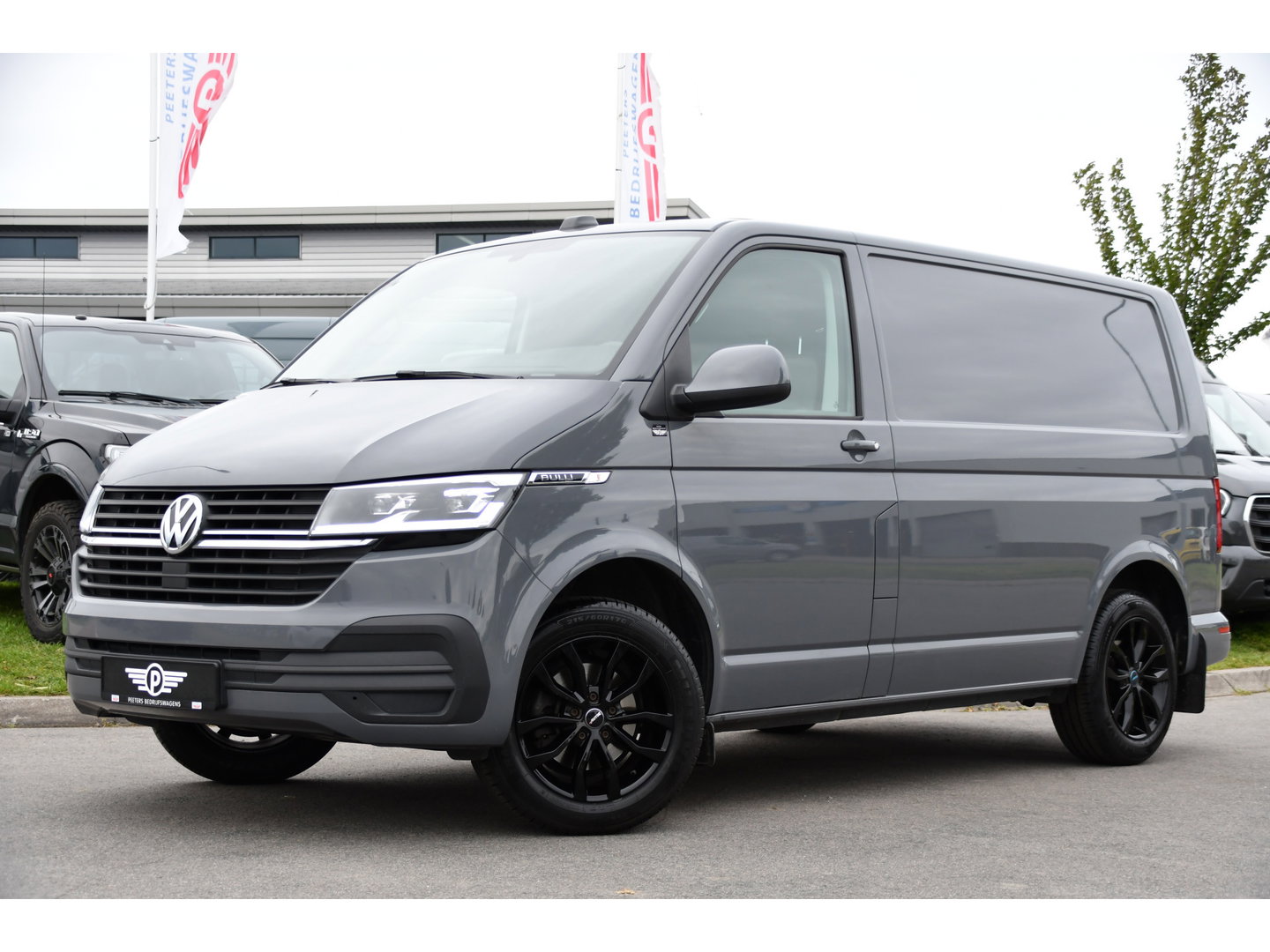 Volkswagen Transporter 2.0 TDI L1H1 Bulli Virtual, Camera, Cruise, Carplay, LED, Multimedia, 150pk, Leder, Uniek!