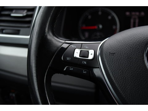 Volkswagen Transporter 2.0 TDI L2H1 DC Highline Cruise, Carplay, LED, Stoelverwarming, Sensoren, Automaat, EURO6, Multimedia, Uniek!