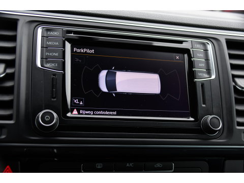 Volkswagen Transporter 2.0 TDI L2H1 DC Highline Cruise, Carplay, LED, Stoelverwarming, Sensoren, Automaat, EURO6, Multimedia, Uniek!