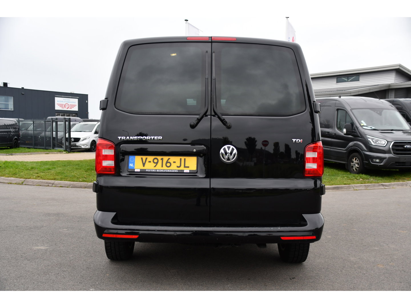 Volkswagen Transporter 2.0 TDI L2H1 DC Highline Cruise, Carplay, LED, Stoelverwarming, Sensoren, Automaat, EURO6, Multimedia, Uniek!