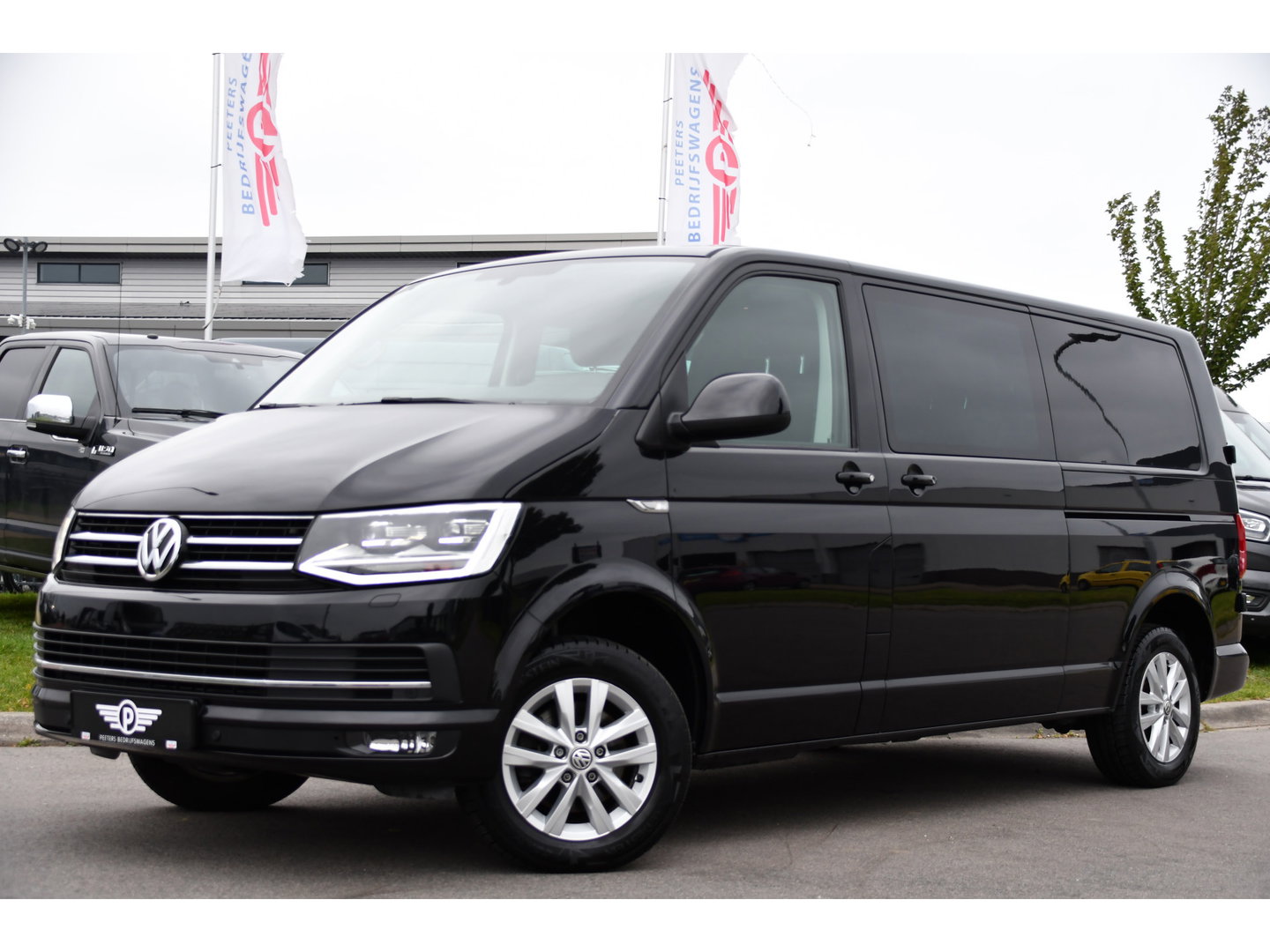 Volkswagen Transporter 2.0 TDI L2H1 DC Highline Cruise, Carplay, LED, Stoelverwarming, Sensoren, Automaat, EURO6, Multimedia, Uniek!
