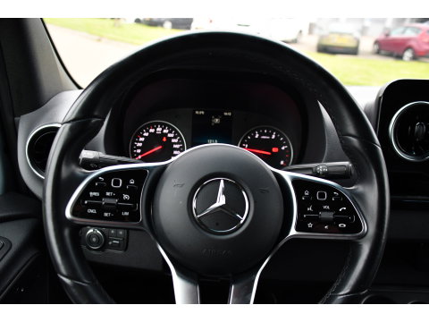 Mercedes-Benz Sprinter 319 1.9 CDI L2H2 RWD PB Edition Full Options! Luchtvering, Cruise, 360 Camera, Stoelverwarming, Clima, LED, Standkachel, Voorruit verwarming, 190pk, Automaat, Uniek!