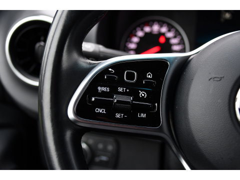 Mercedes-Benz Sprinter 319 1.9 CDI L2H2 RWD PB Edition Full Options! Luchtvering, Cruise, 360 Camera, Stoelverwarming, Clima, LED, Standkachel, Voorruit verwarming, 190pk, Automaat, Uniek!