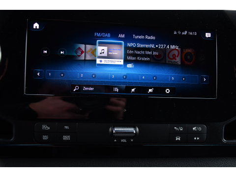 Mercedes-Benz Sprinter 319 1.9 CDI L2H2 RWD PB Edition Full Options! Luchtvering, Cruise, 360 Camera, Stoelverwarming, Clima, LED, Standkachel, Voorruit verwarming, 190pk, Automaat, Uniek!