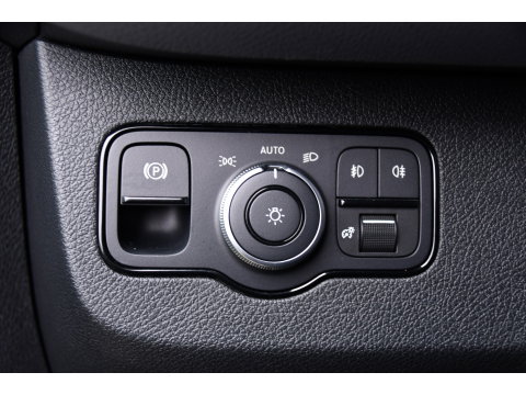 Mercedes-Benz Sprinter 319 1.9 CDI L2H2 RWD PB Edition Full Options! Luchtvering, Cruise, 360 Camera, Stoelverwarming, Clima, LED, Standkachel, Voorruit verwarming, 190pk, Automaat, Uniek!