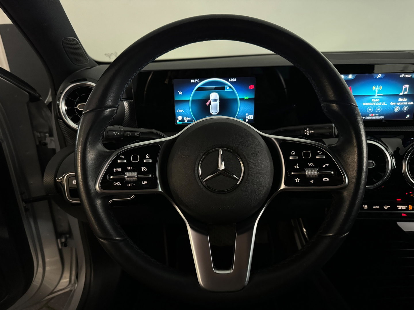Mercedes-Benz A-Klasse 180 Stoelverwarming|Lane|CarPlay