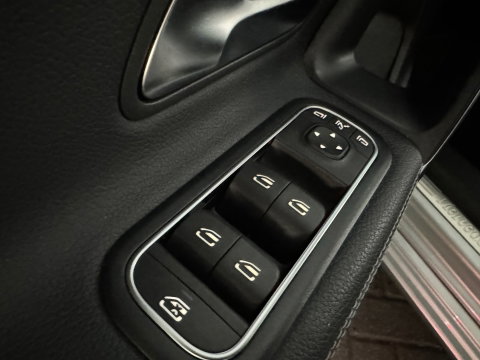 Mercedes-Benz A-Klasse 180 Stoelverwarming|Lane|CarPlay