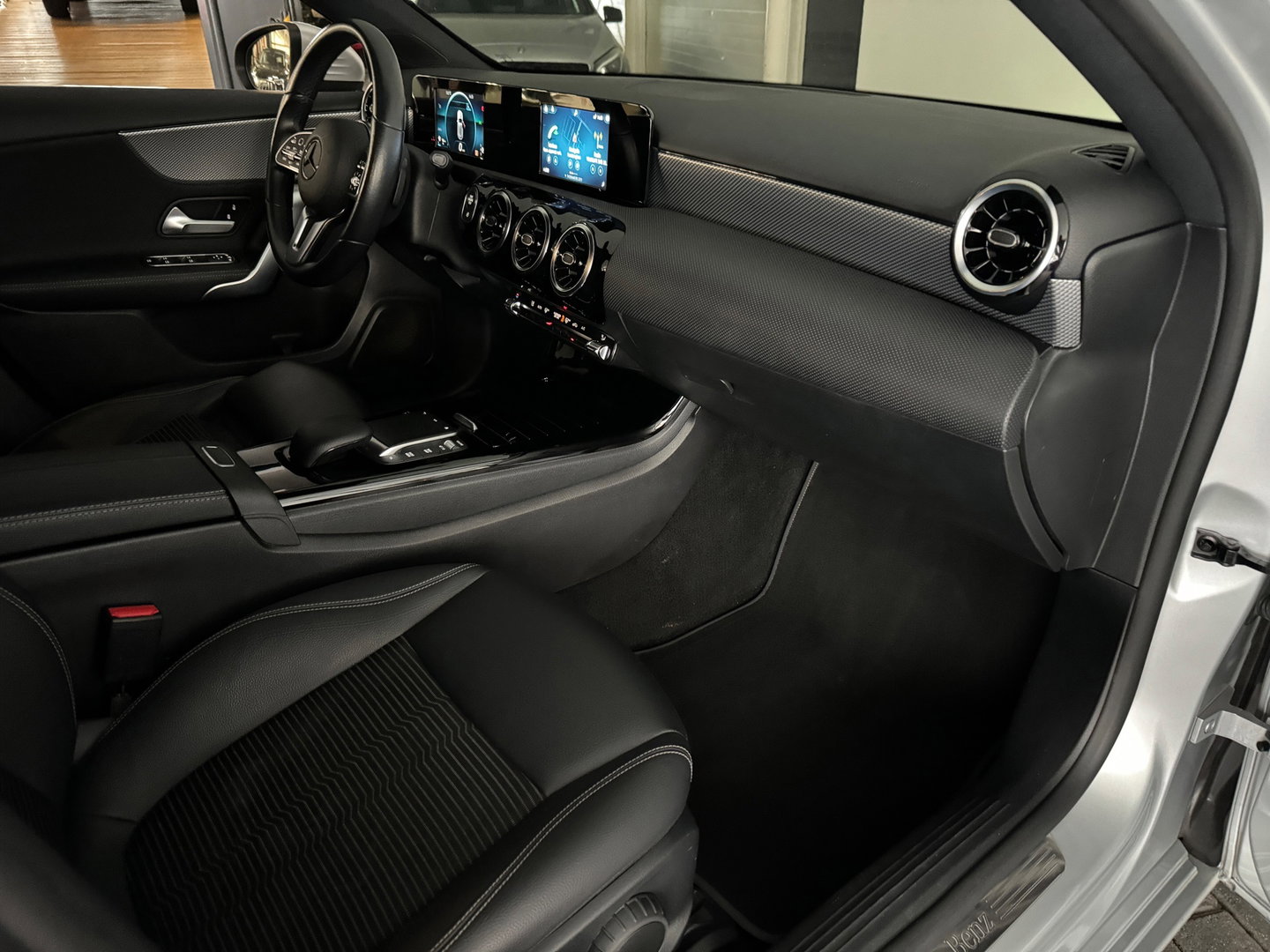 Mercedes-Benz A-Klasse 180 Stoelverwarming|Lane|CarPlay