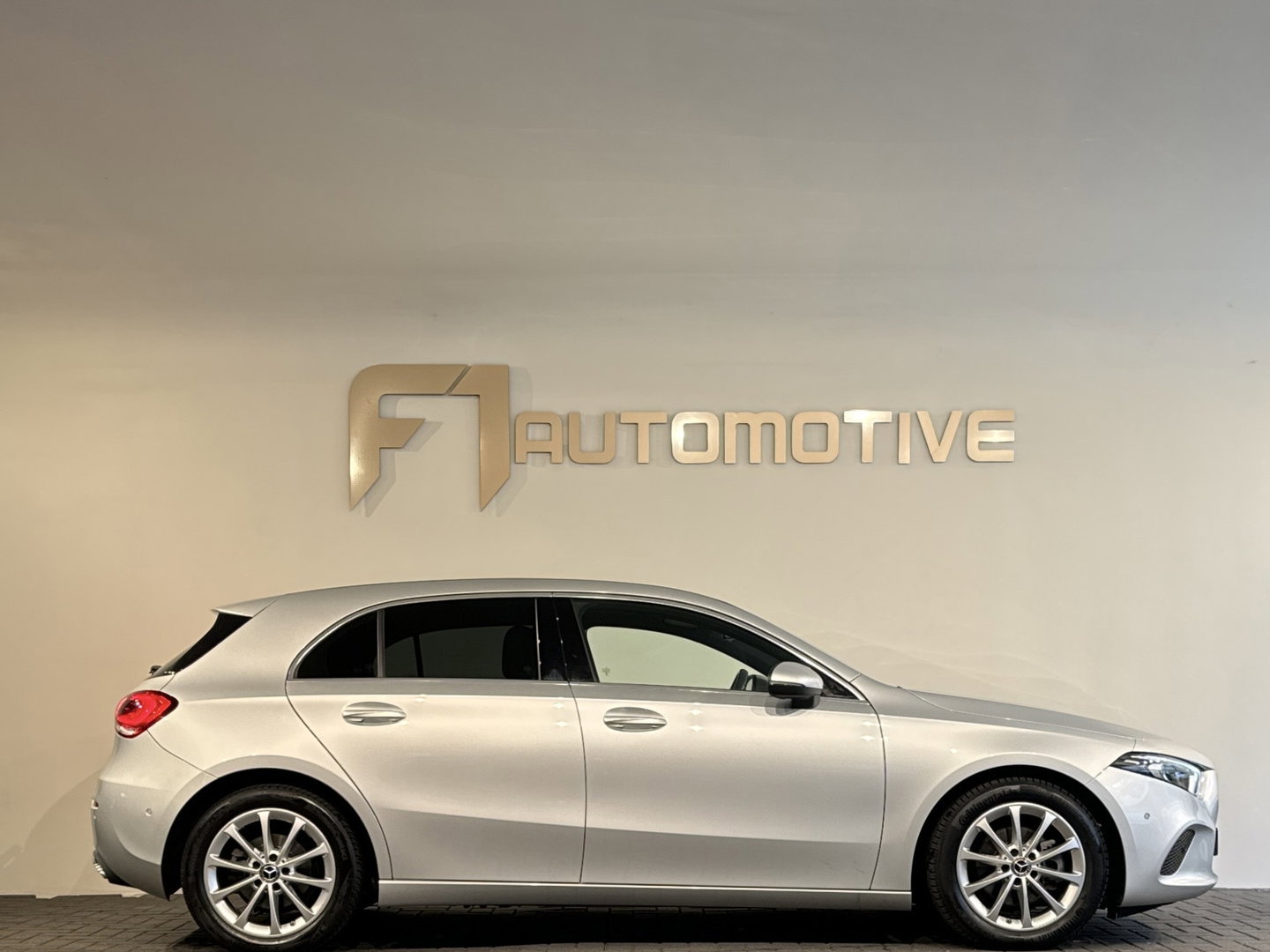 Mercedes-Benz A-Klasse 180 Stoelverwarming|Lane|CarPlay