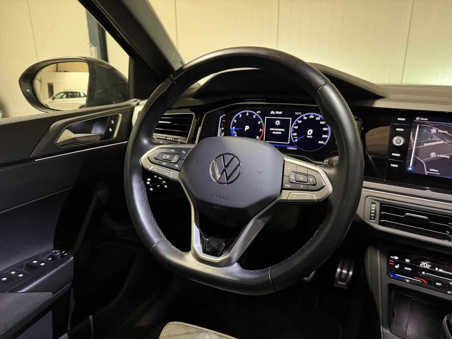 Volkswagen Taigo 1.0 TSI R-Line Pano Virtual Sfeer Camera