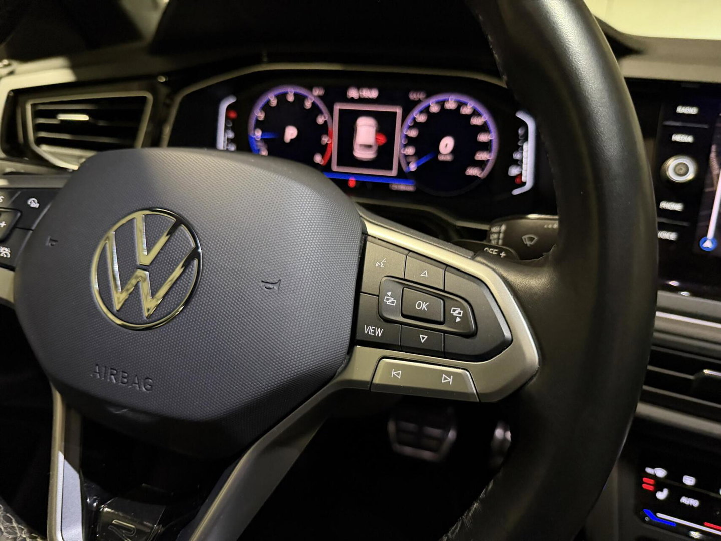 Volkswagen Taigo 1.0 TSI R-Line Pano Virtual Sfeer Camera