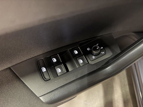 Volkswagen Taigo 1.0 TSI R-Line Pano Virtual Sfeer Camera