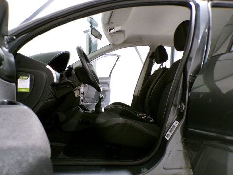 Peugeot 206+ 1.4 XS "Origineel NL!" Trekhaak Bluetooth Airco Garantie 4-seizoenen banden Nieuwe-APK ! Zeer nette & goede auto !