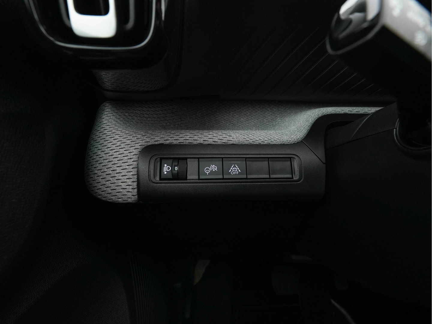 Citroën ë-C3 Max 113pk 44 kWh [3-Fase-11kW ] {SoH-91%} (INCL-BTW) *FULL-LED | NAVI-FULLMAP | DIGI-COCKPIT | CAMERA | COMFORTSEATS | PRIVACY-GLASS | CARPLAY | DAB | ECC | PDC | CRUISE | 17''ALU*