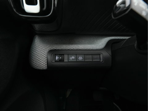 Citroën ë-C3 Max 113pk 44 kWh [3-Fase-11kW ] {SoH-91%} (INCL-BTW) *FULL-LED | NAVI-FULLMAP | DIGI-COCKPIT | CAMERA | COMFORTSEATS | PRIVACY-GLASS | CARPLAY | DAB | ECC | PDC | CRUISE | 17''ALU*