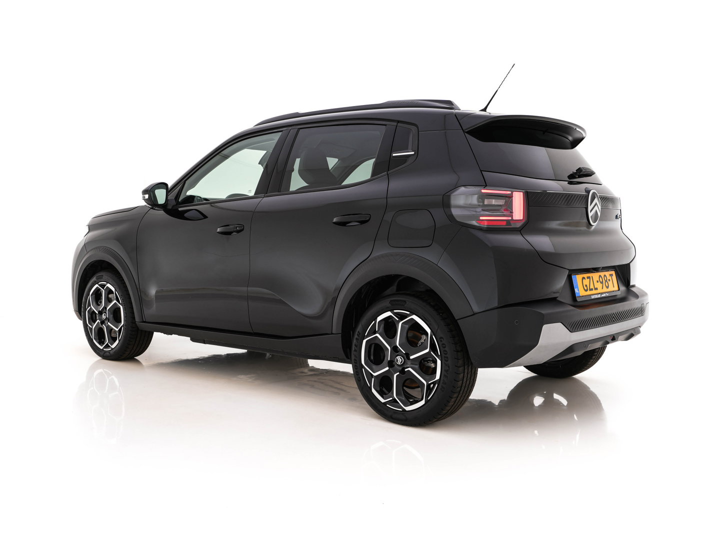 Citroën ë-C3 Max 113pk 44 kWh [3-Fase-11kW ] {SoH-91%} (INCL-BTW) *FULL-LED | NAVI-FULLMAP | DIGI-COCKPIT | CAMERA | COMFORTSEATS | PRIVACY-GLASS | CARPLAY | DAB | ECC | PDC | CRUISE | 17''ALU*