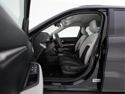 Citroën ë-C3 Max 113pk 44 kWh [3-Fase-11kW ] {SoH-91%} (INCL-BTW) *FULL-LED | NAVI-FULLMAP | DIGI-COCKPIT | CAMERA | COMFORTSEATS | PRIVACY-GLASS | CARPLAY | DAB | ECC | PDC | CRUISE | 17''ALU*