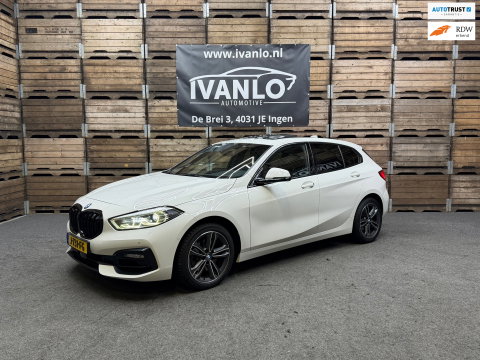 BMW 1-serie 118i High Executive Sport Line Pano LED VCP PDC Trekhaak LM