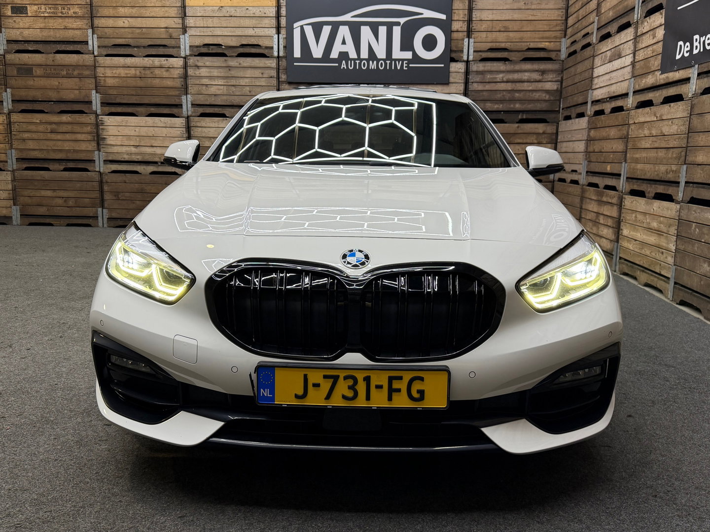 BMW 1-serie 118i High Executive Sport Line Pano LED VCP PDC Trekhaak LM