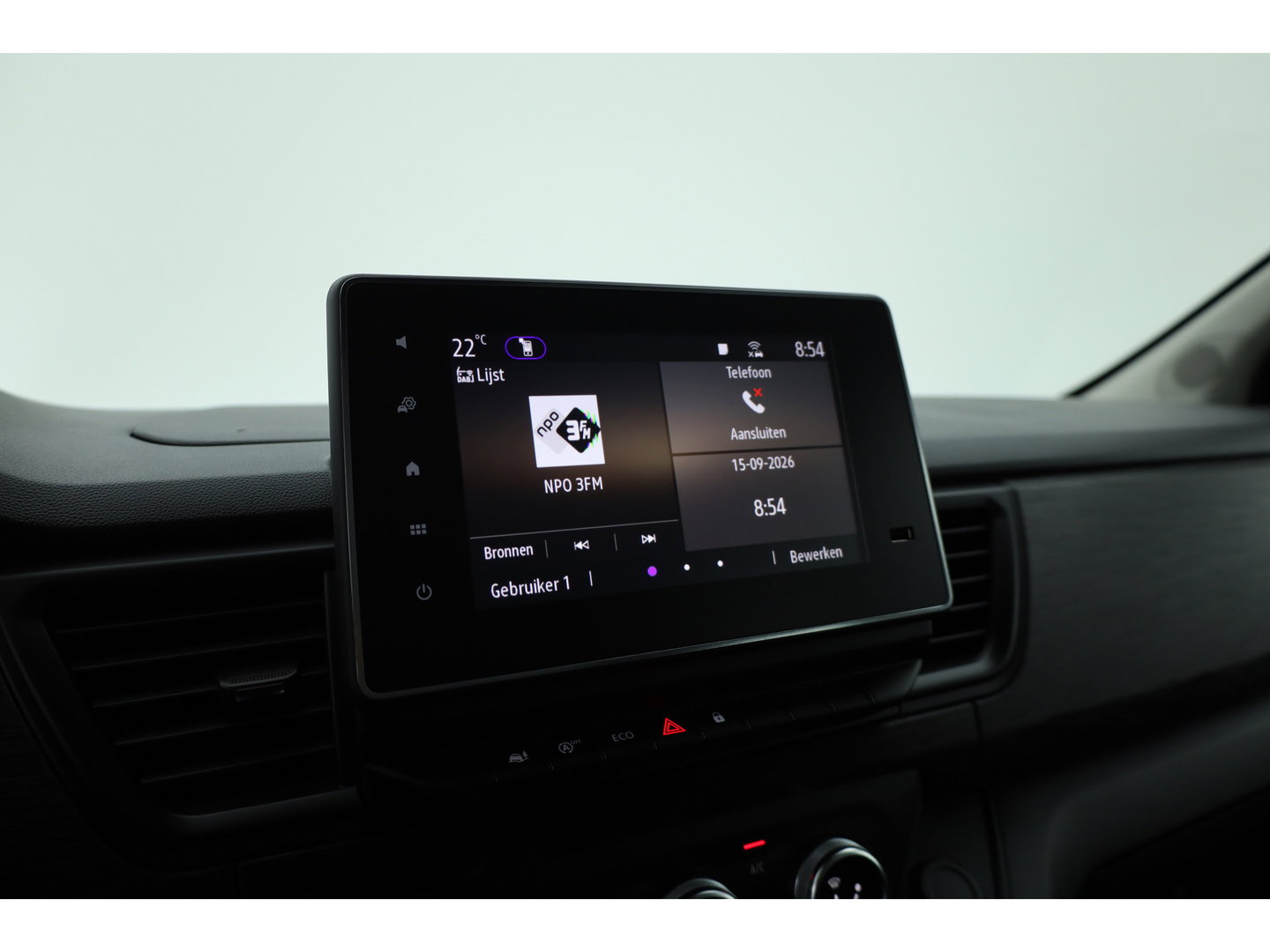 Renault Trafic 2.0 dCi 130pk L2H1 | Advance | Dubb. Cab. | Navi | Camera | Cruise | LM velgen