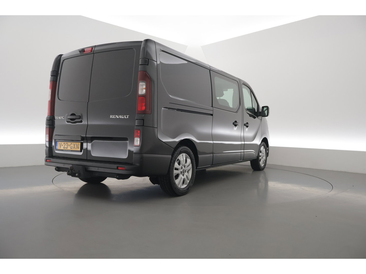 Renault Trafic 2.0 dCi 130pk L2H1 | Advance | Dubb. Cab. | Navi | Camera | Cruise | LM velgen