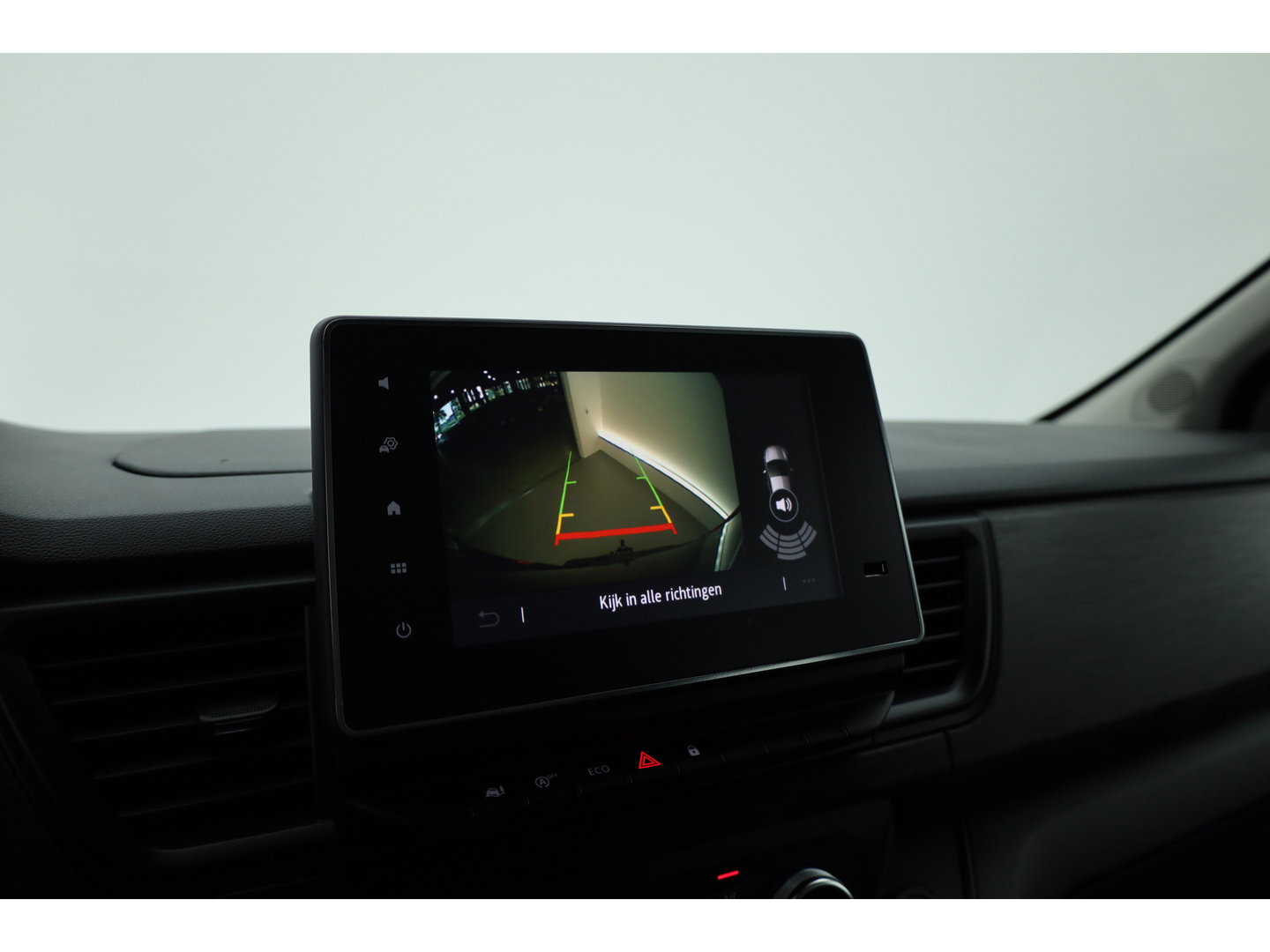 Renault Trafic 2.0 dCi 130pk L2H1 | Advance | Dubb. Cab. | Navi | Camera | Cruise | LM velgen