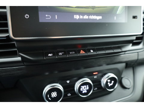 Renault Trafic 2.0 dCi 130pk L2H1 | Advance | Dubb. Cab. | Navi | Camera | Cruise | LM velgen