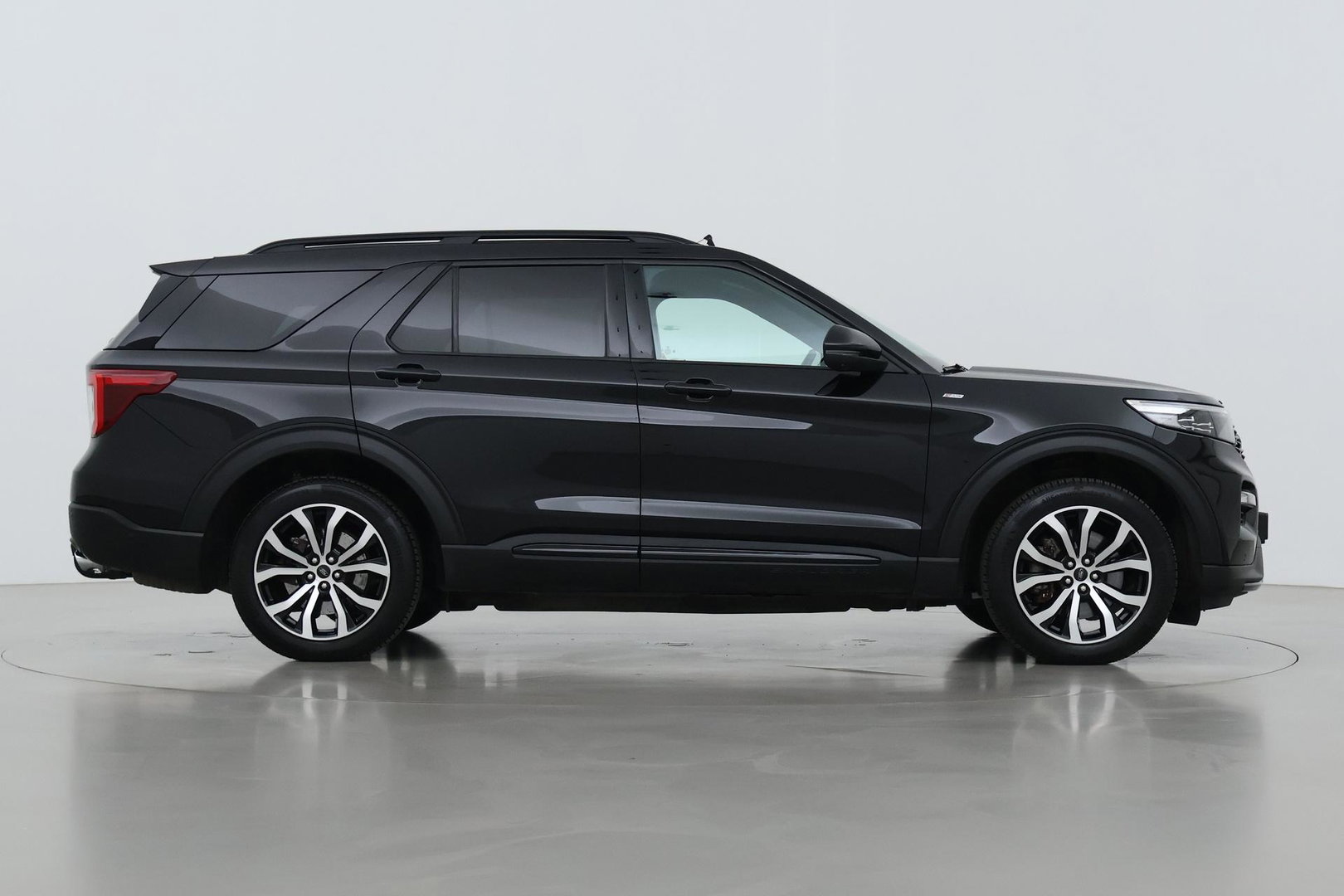 Ford Explorer 3.0 V6 ST-Line | 7 persoons | B&O | Panoramadak | 360° Camera | Trekhaak | BLIS | Stoelventilatie | 20 Inch