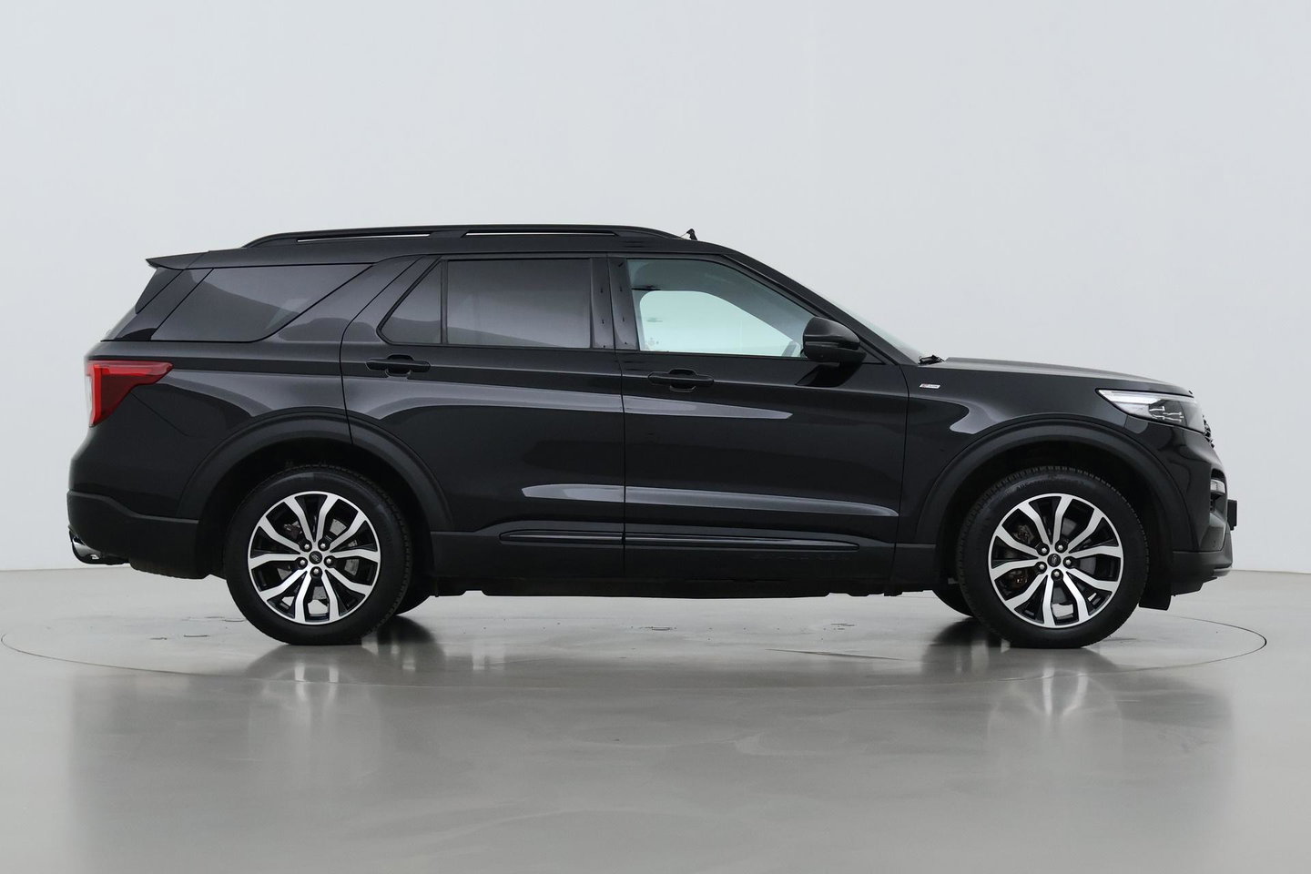 Ford Explorer 3.0 V6 ST-Line | 7 persoons | B&O | Panoramadak | 360° Camera | Trekhaak | BLIS | Stoelventilatie | 20 Inch