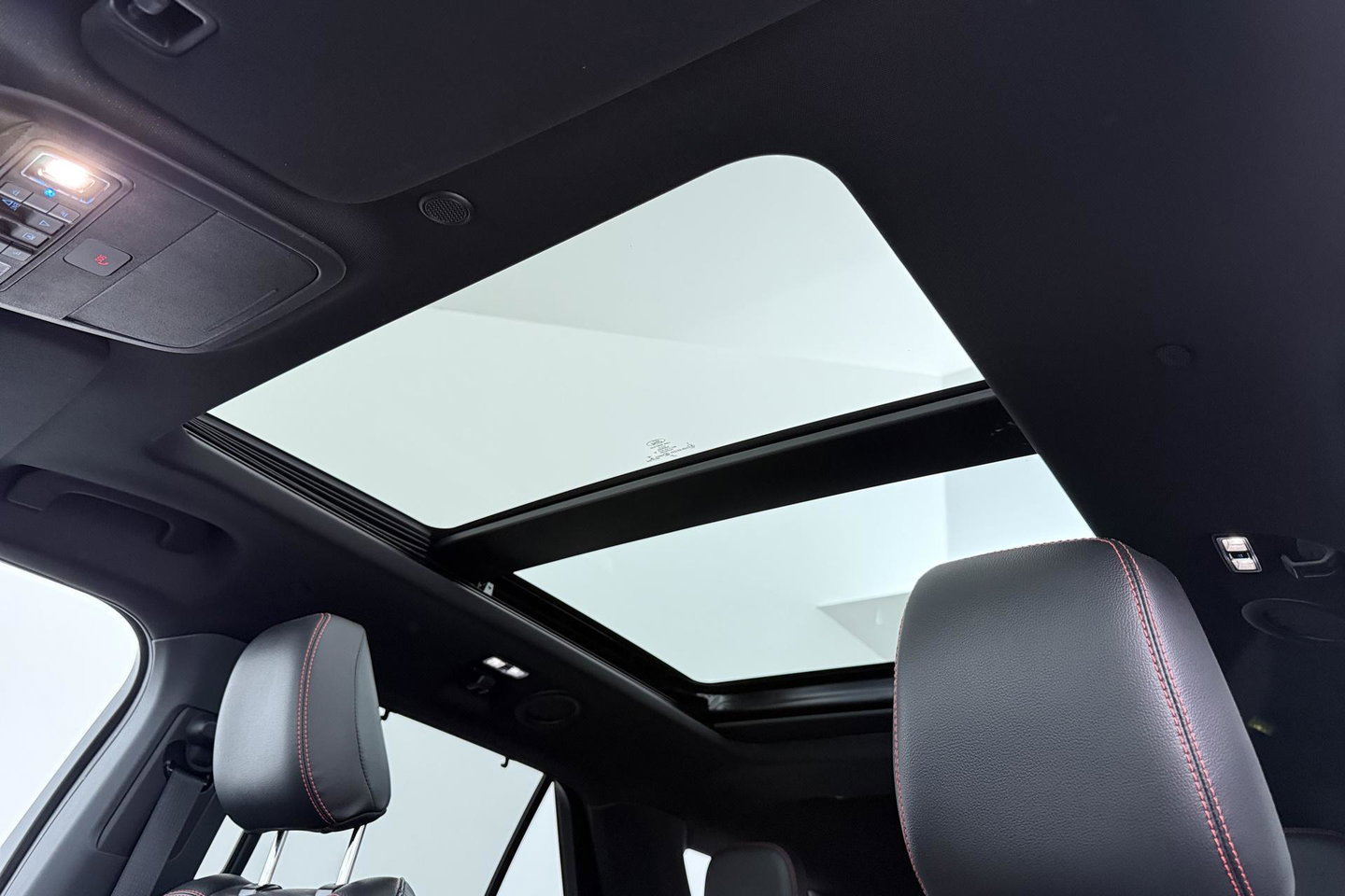Ford Explorer 3.0 V6 ST-Line | 7 persoons | B&O | Panoramadak | 360° Camera | Trekhaak | BLIS | Stoelventilatie | 20 Inch