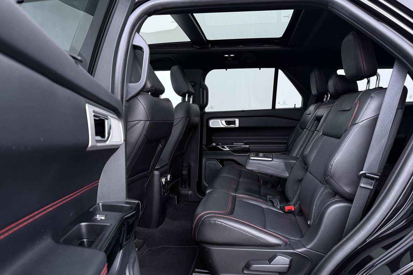 Ford Explorer 3.0 V6 ST-Line | 7 persoons | B&O | Panoramadak | 360° Camera | Trekhaak | BLIS | Stoelventilatie | 20 Inch
