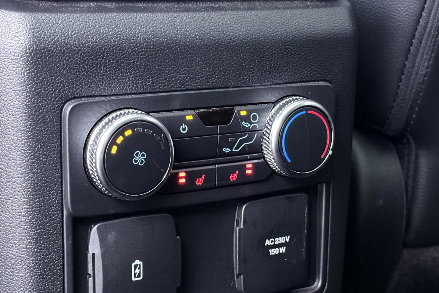 Ford Explorer 3.0 V6 ST-Line | 7 persoons | B&O | Panoramadak | 360° Camera | Trekhaak | BLIS | Stoelventilatie | 20 Inch