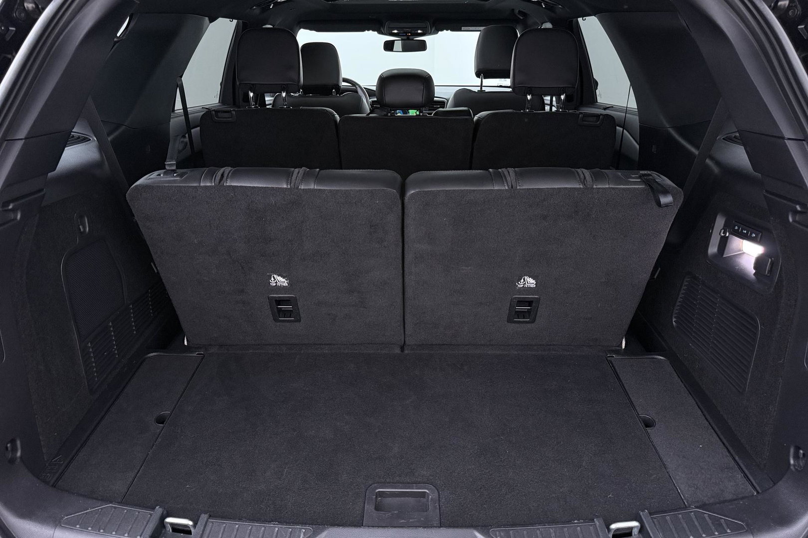 Ford Explorer 3.0 V6 ST-Line | 7 persoons | B&O | Panoramadak | 360° Camera | Trekhaak | BLIS | Stoelventilatie | 20 Inch
