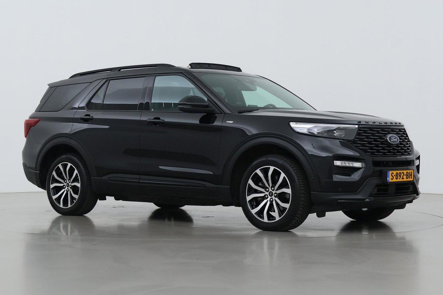 Ford Explorer 3.0 V6 ST-Line | 7 persoons | B&O | Panoramadak | 360° Camera | Trekhaak | BLIS | Stoelventilatie | 20 Inch