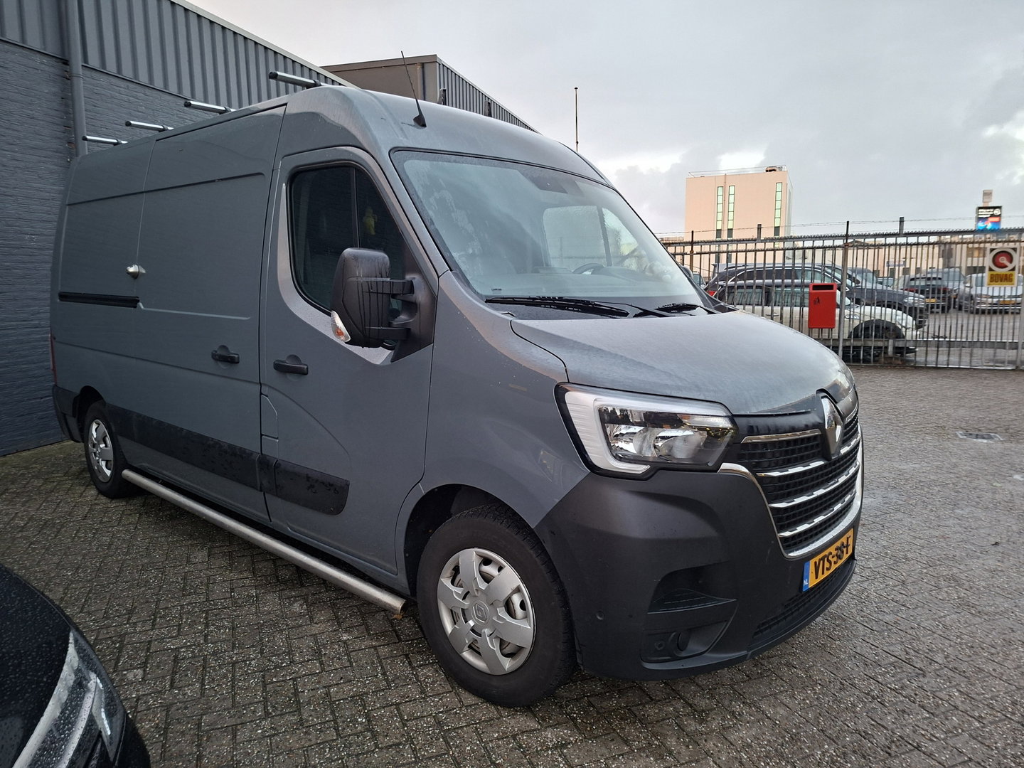 Renault Master T35 2.3 dCi 180 L2H2 Energy Comfort ,ZELF NIEUW GELEVERD EN ONDERHOUDEN ,ORGINEEL NEDERLANDSE AUTO ,BOEKJES ,NAP