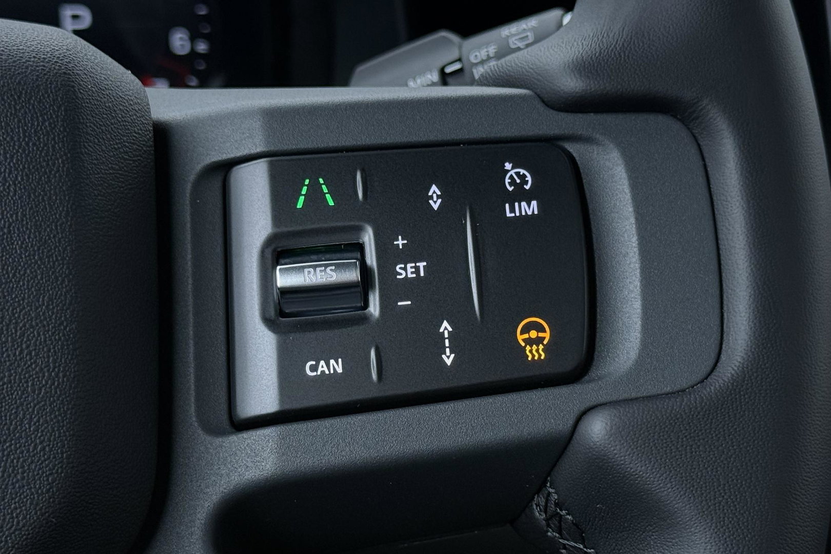 Land Rover Defender 2.0 P300e 110 X-Dynamic HSE | 6-Persoons | Meridian Surround | ClearSight | Head-Up | Massage+Ventilatie | 22 Inch