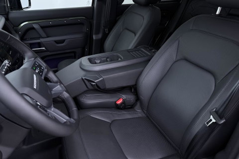 Land Rover Defender 2.0 P300e 110 X-Dynamic HSE | 6-Persoons | Meridian Surround | ClearSight | Head-Up | Massage+Ventilatie | 22 Inch