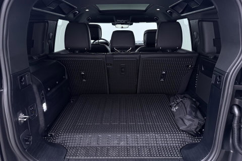 Land Rover Defender 2.0 P300e 110 X-Dynamic HSE | 6-Persoons | Meridian Surround | ClearSight | Head-Up | Massage+Ventilatie | 22 Inch