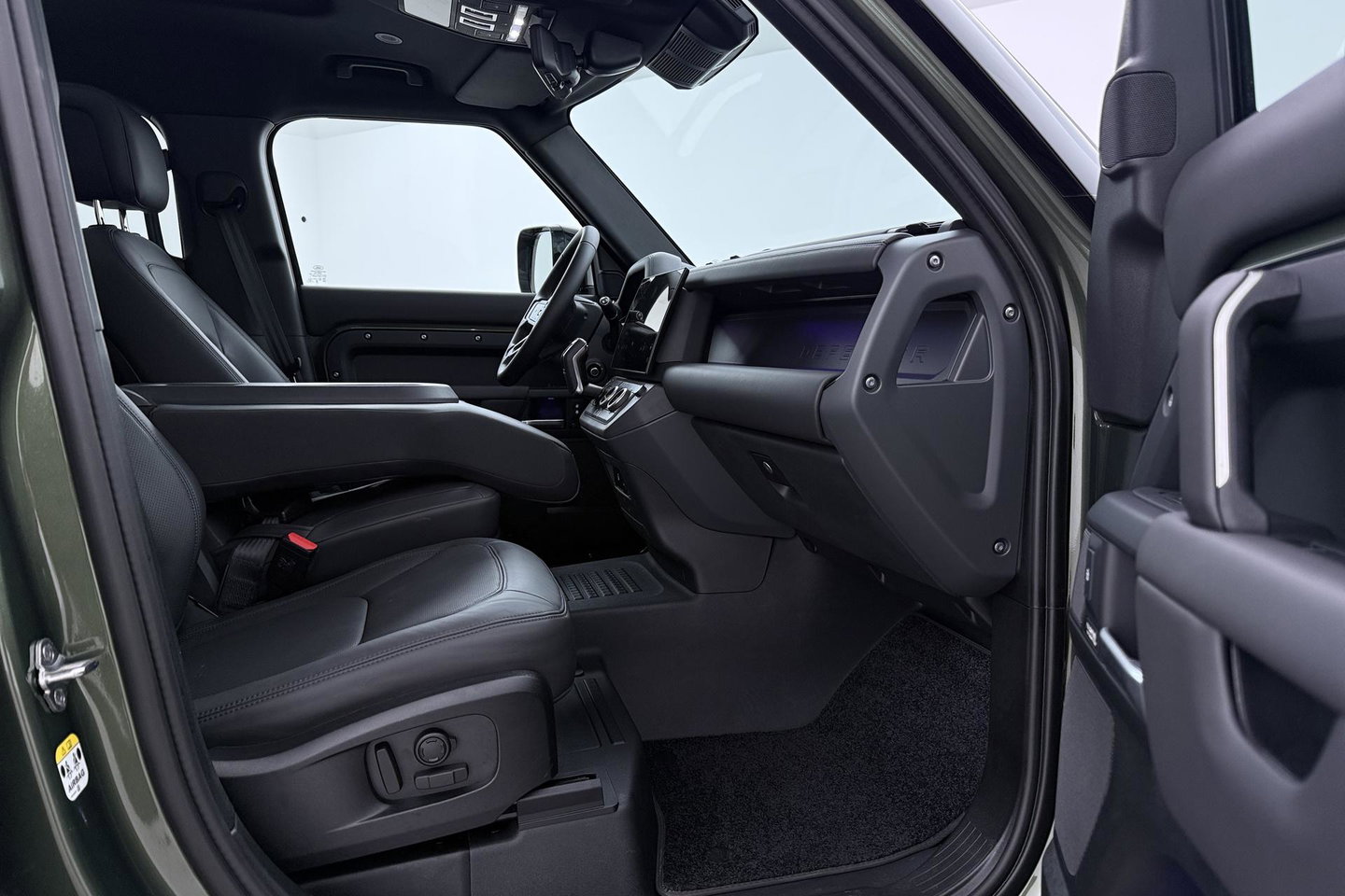 Land Rover Defender 2.0 P300e 110 X-Dynamic HSE | 6-Persoons | Meridian Surround | ClearSight | Head-Up | Massage+Ventilatie | 22 Inch