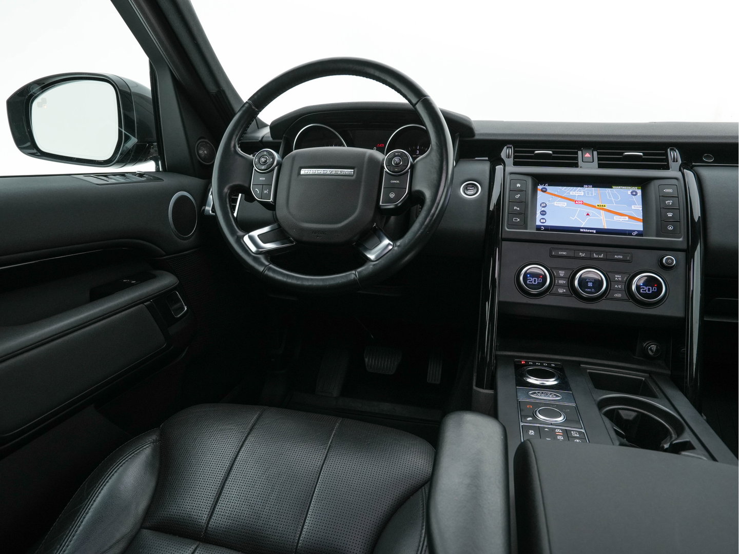 Land Rover Discovery 2.0 Td4 HSE Luxury *PANO | FULL-LED | LEATHER | KEYLESS | AIR-SUSPENSION | BLIND-SPOT | CAMERA | NAVI-FULLMAP | HEATED-COMFORTSEATS | PRIVACY-GLASS | SHIFT-PADDLES | ECC | CRUISE | 22''ALU*