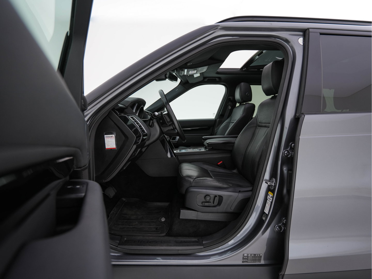 Land Rover Discovery 2.0 Td4 HSE Luxury *PANO | FULL-LED | LEATHER | KEYLESS | AIR-SUSPENSION | BLIND-SPOT | CAMERA | NAVI-FULLMAP | HEATED-COMFORTSEATS | PRIVACY-GLASS | SHIFT-PADDLES | ECC | CRUISE | 22''ALU*